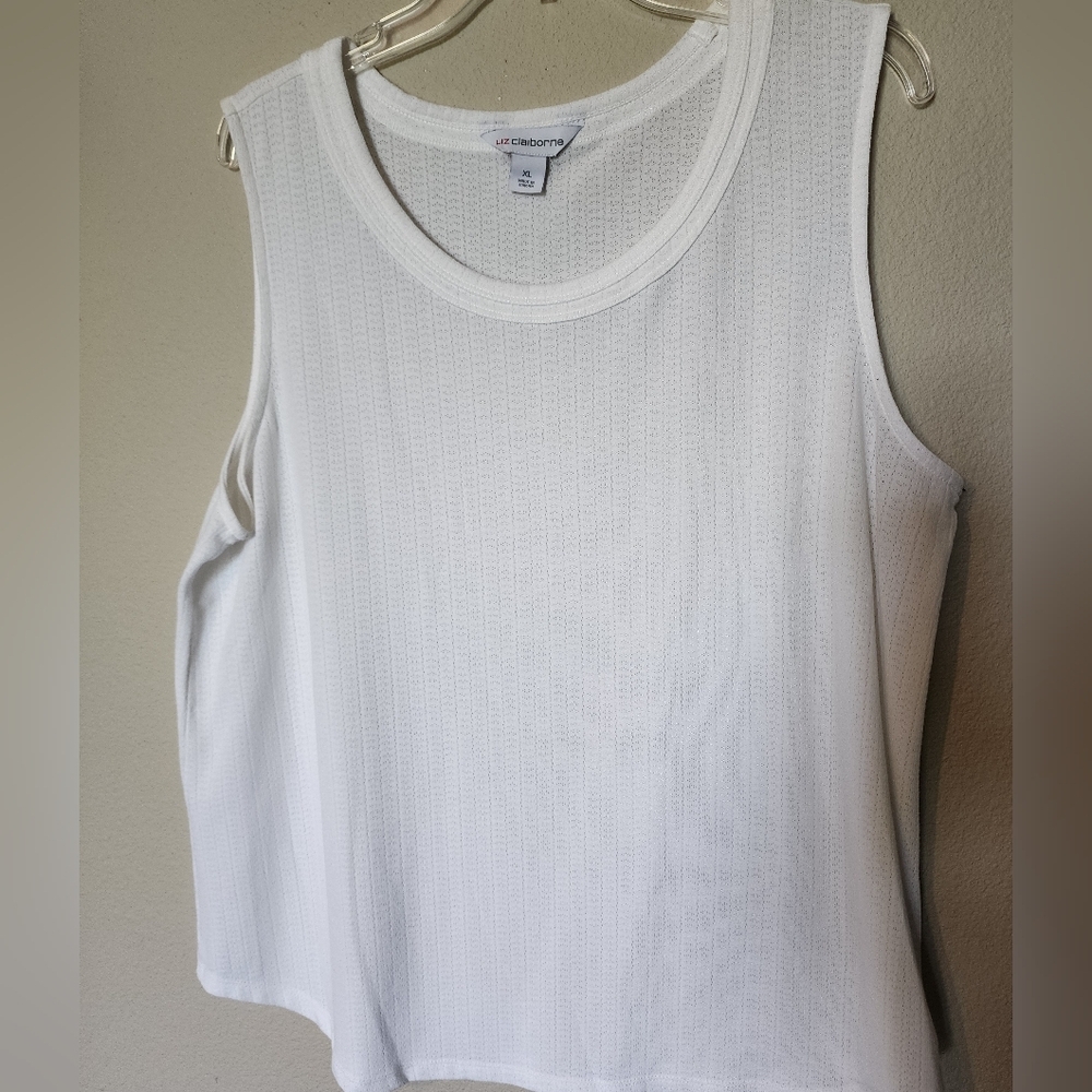 Womens Liz Claiborne White Sleeveless Top